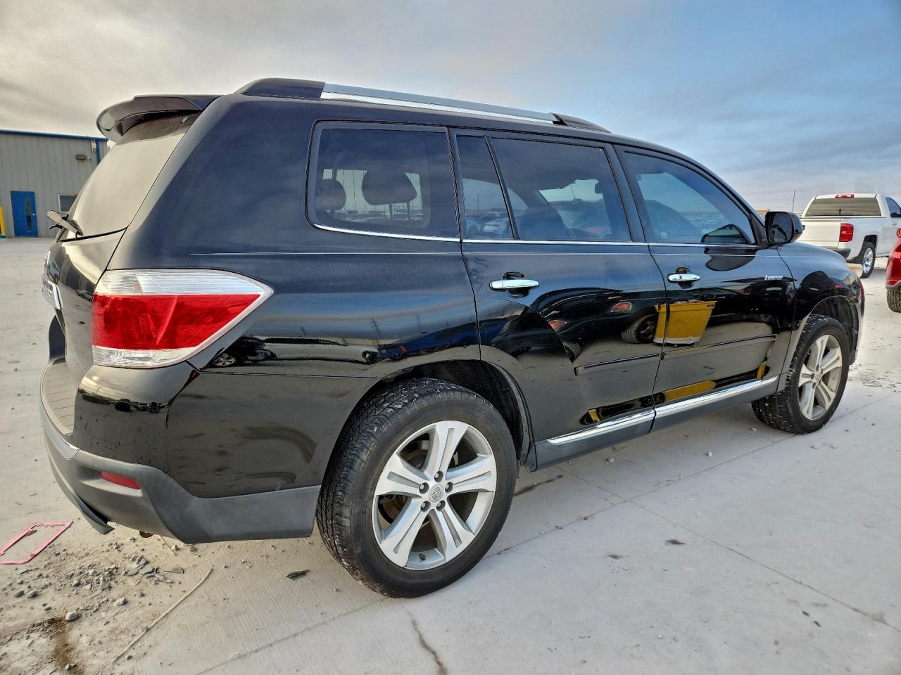 2011 TOYOTA HIGHLANDER LIMITED photo 3