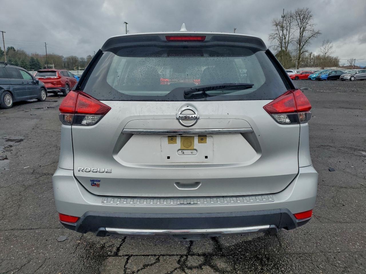 2017 NISSAN ROGUE S photo 6