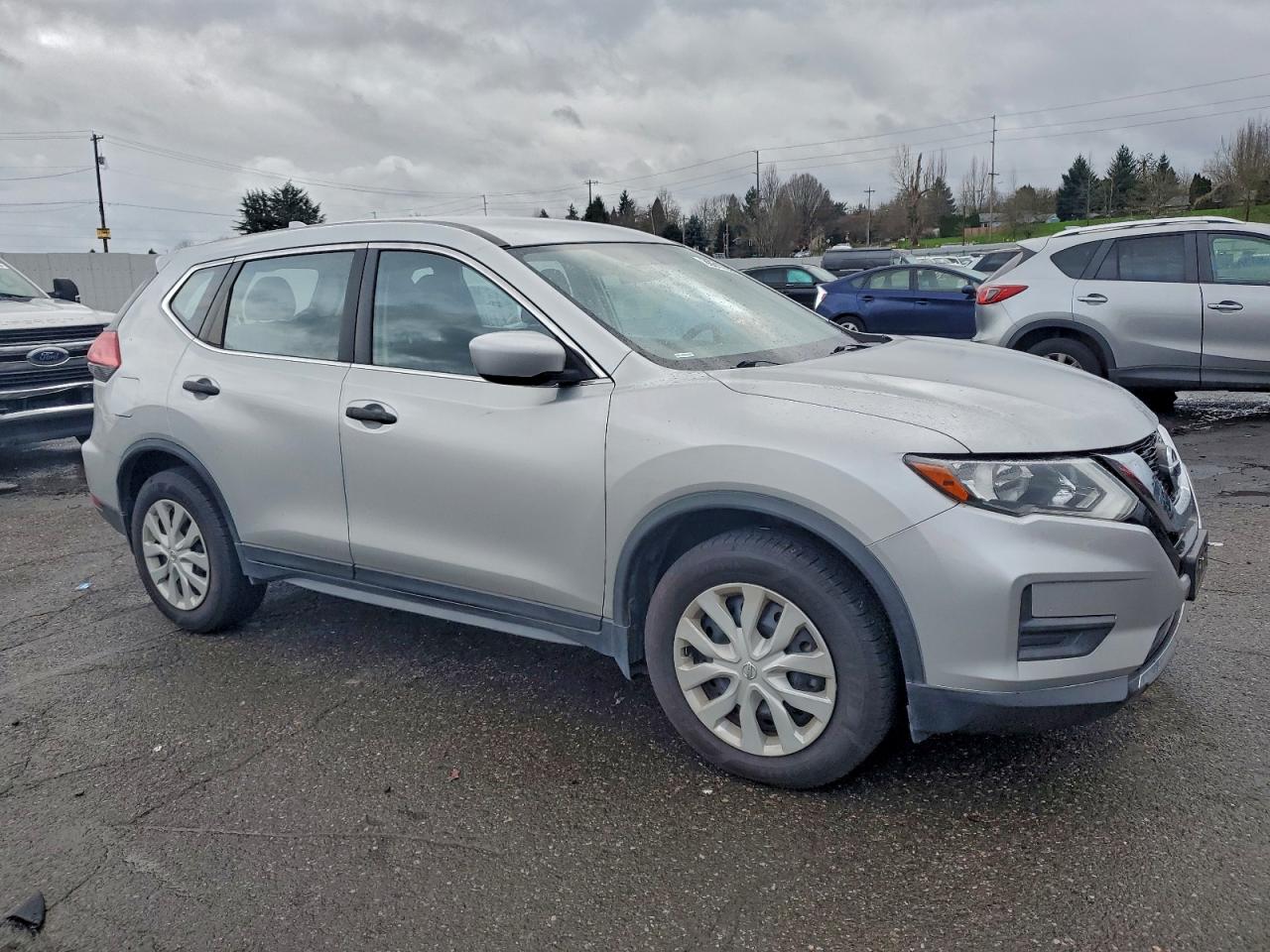 2017 NISSAN ROGUE S photo 4