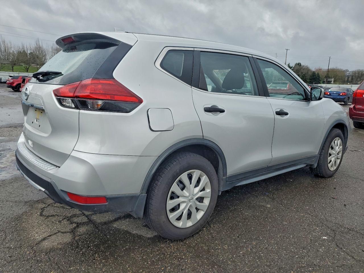 2017 NISSAN ROGUE S photo 3