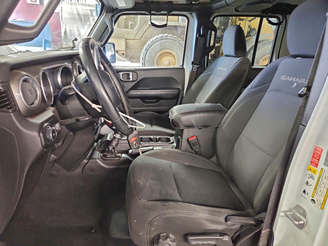 2018 JEEP WRANGLER UNLIMITED SAHARA photo 7