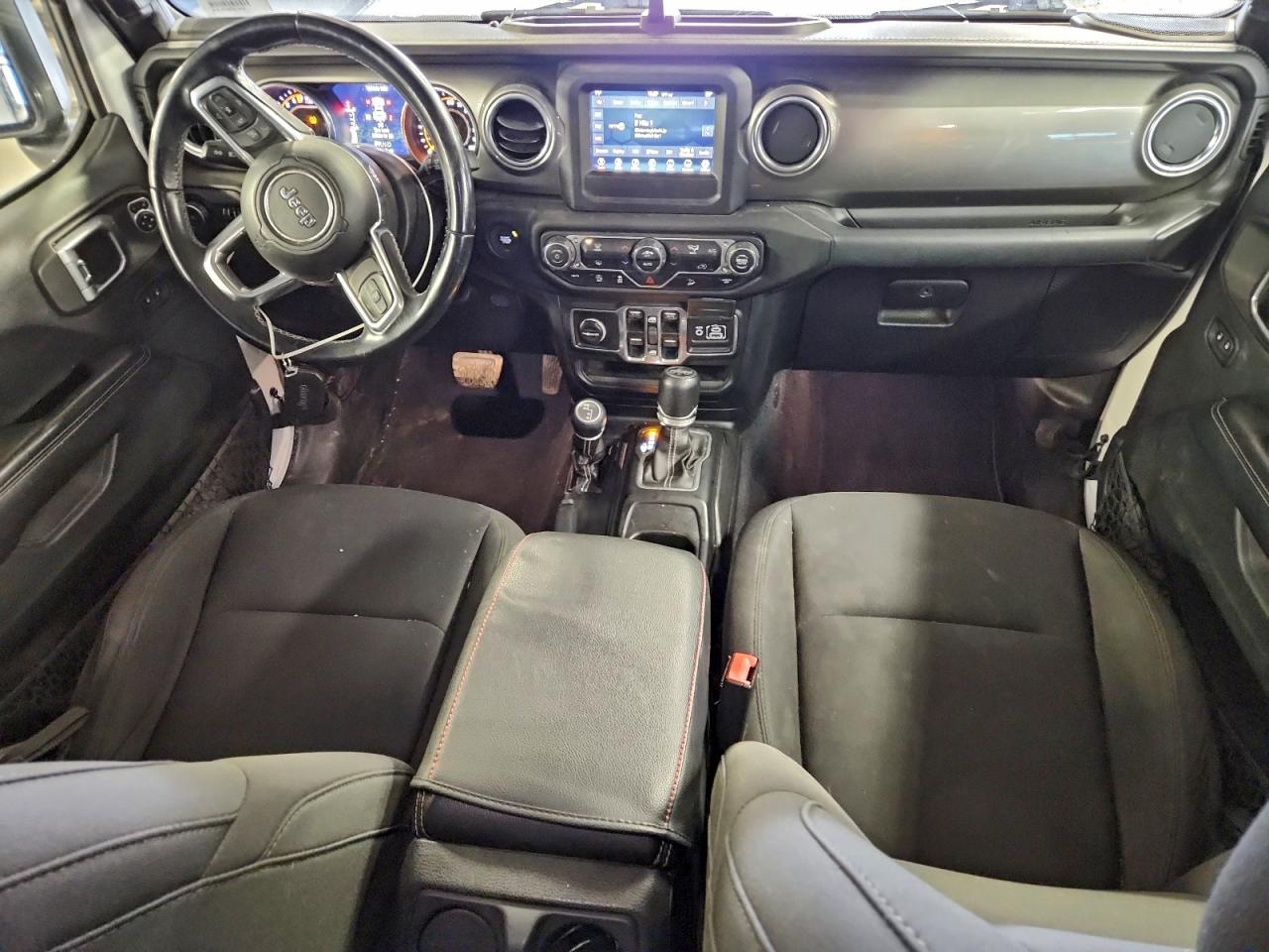 2018 JEEP WRANGLER UNLIMITED SAHARA photo 8
