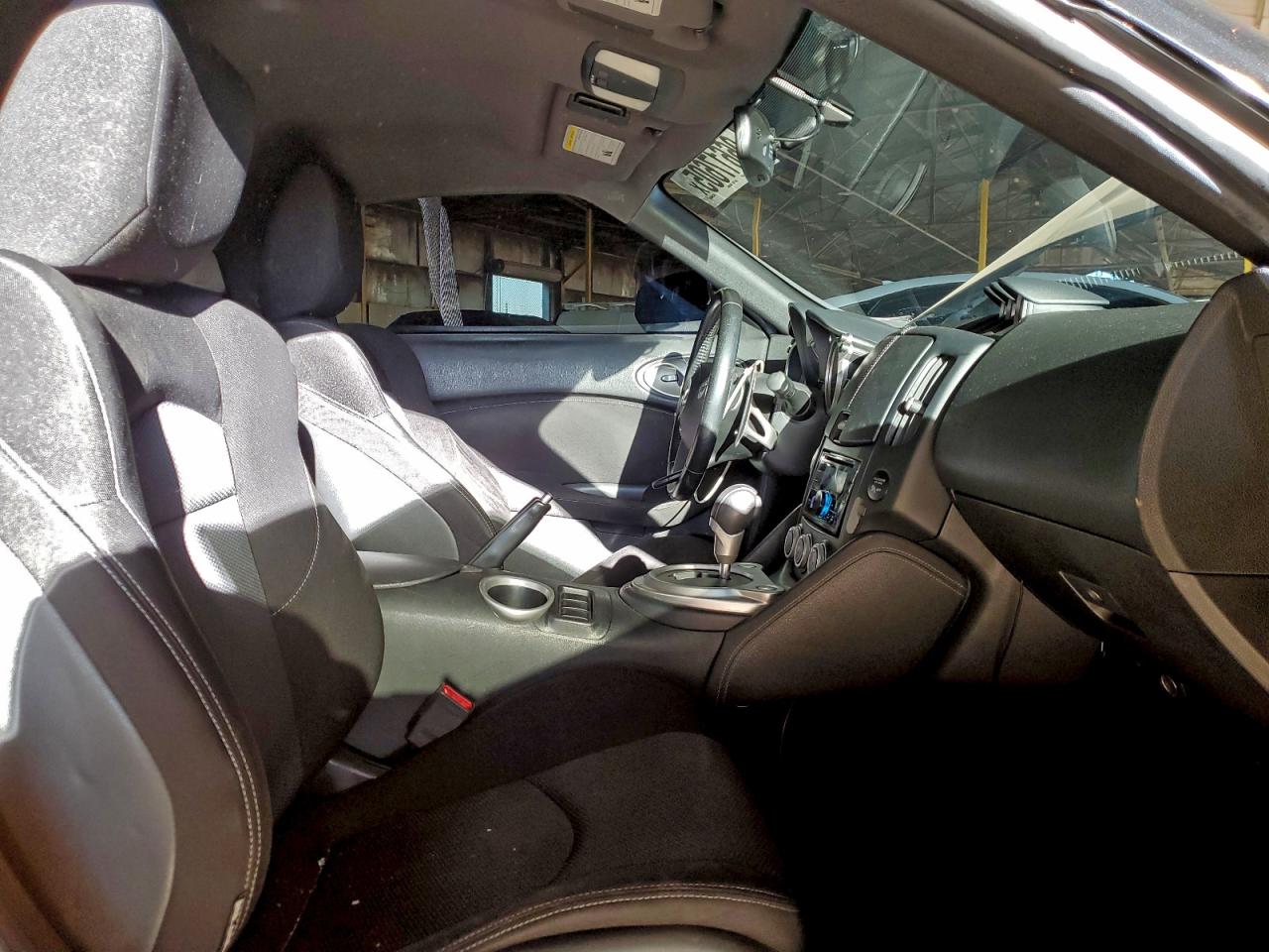 2013 NISSAN 370Z BASE photo 10