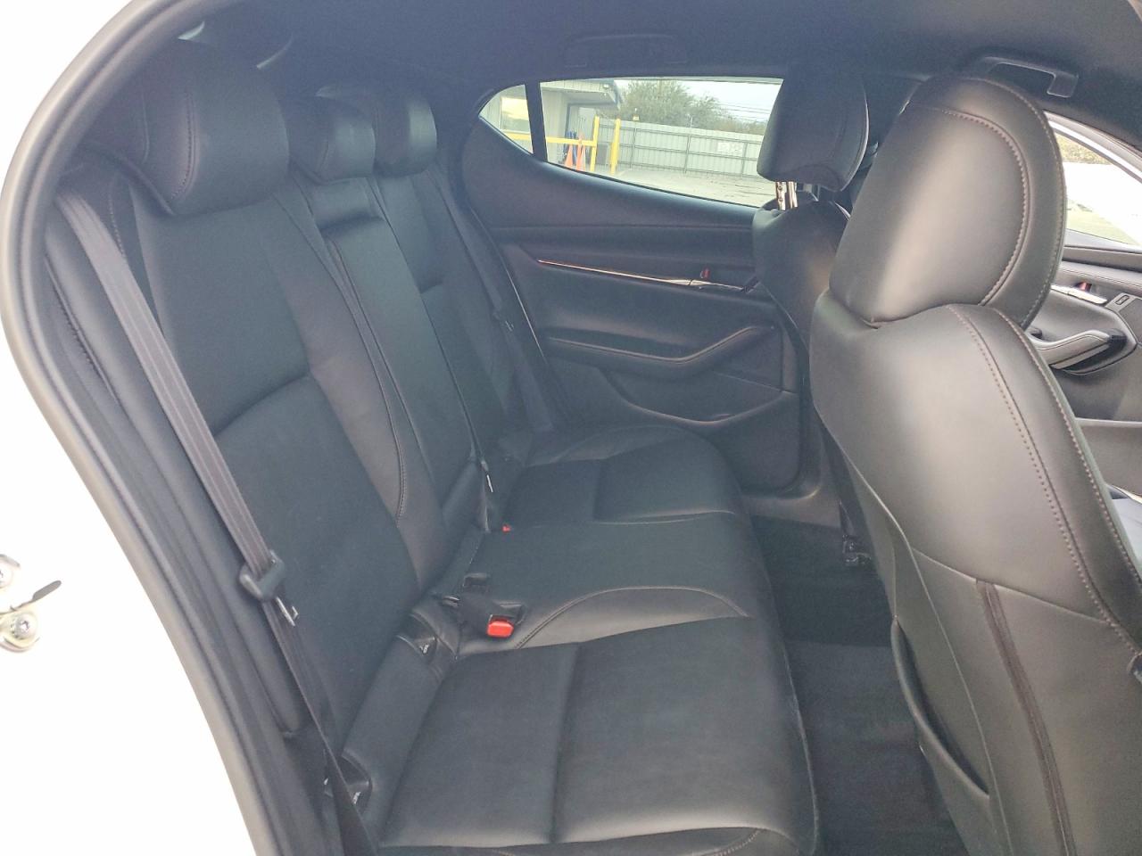 2019 MAZDA 3 photo 10