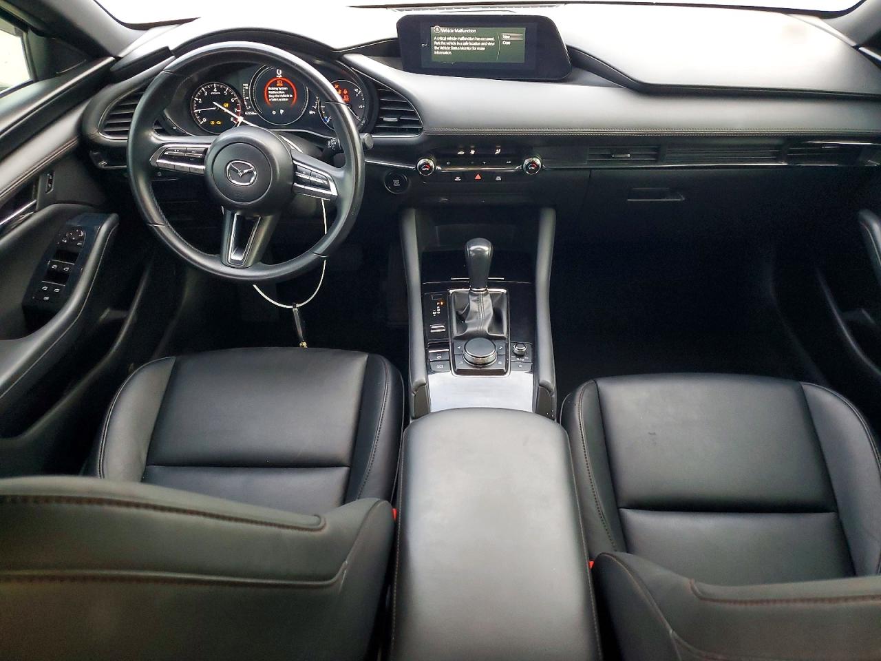 2019 MAZDA 3 photo 8