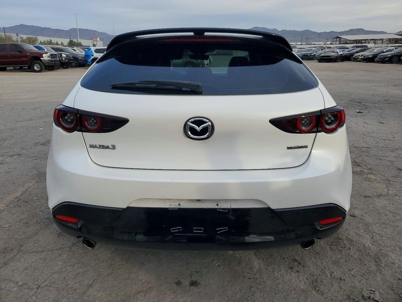 2019 MAZDA 3 photo 6