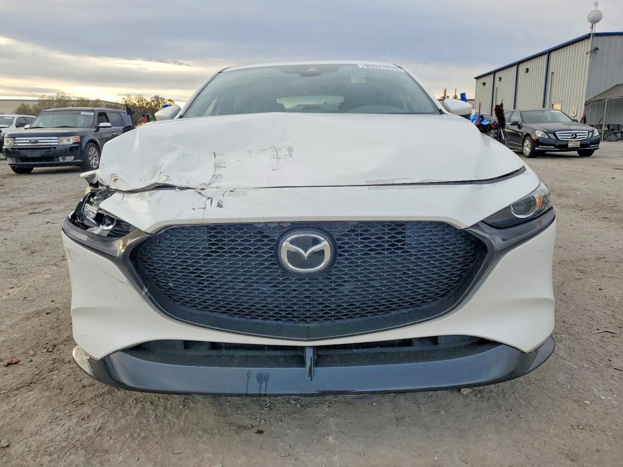 2019 MAZDA 3 photo 5