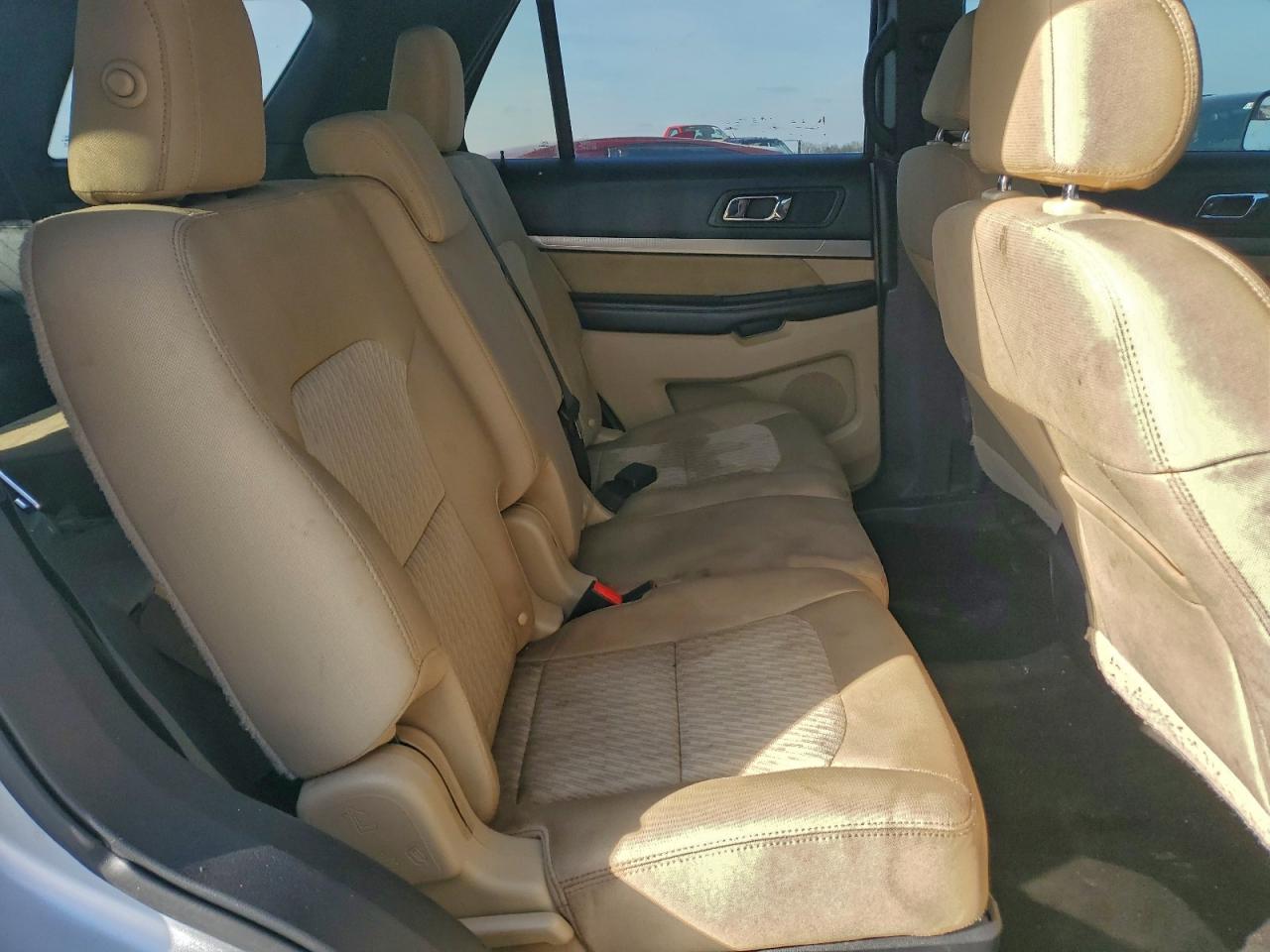 2016 FORD EXPLORER photo 10