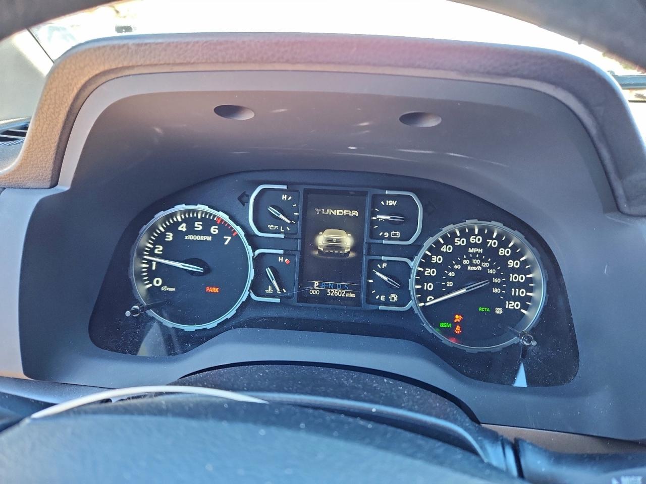 2018 TOYOTA TUNDRA CREWMAX SR5 photo 9