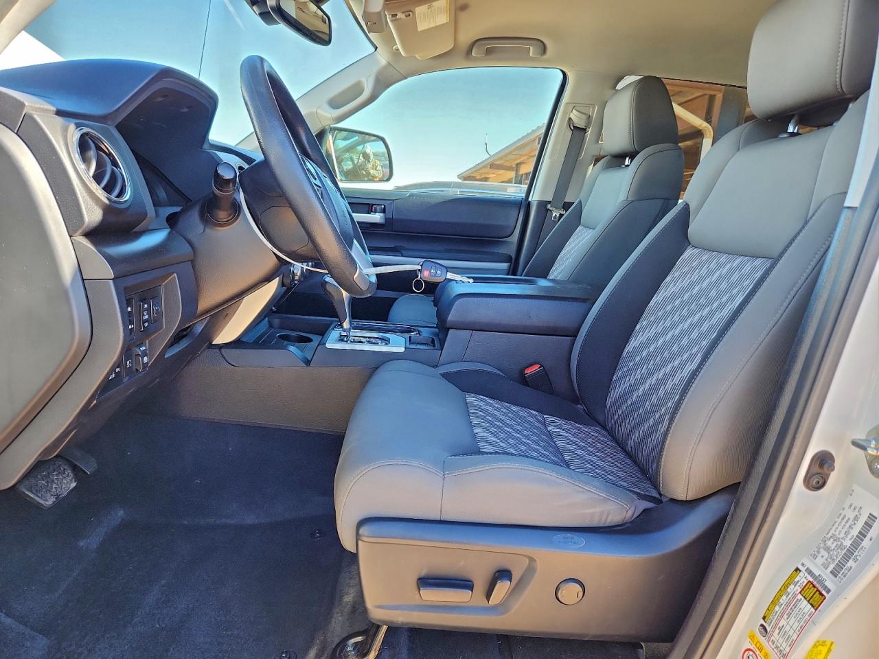 2018 TOYOTA TUNDRA CREWMAX SR5 photo 7