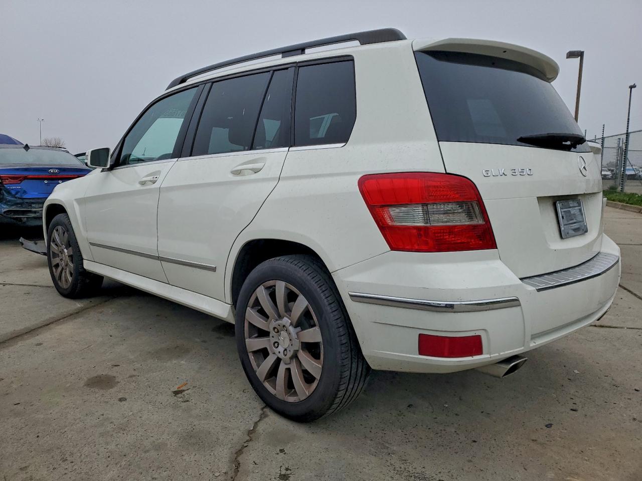 2011 MERCEDES-BENZ GLK 350 photo 2