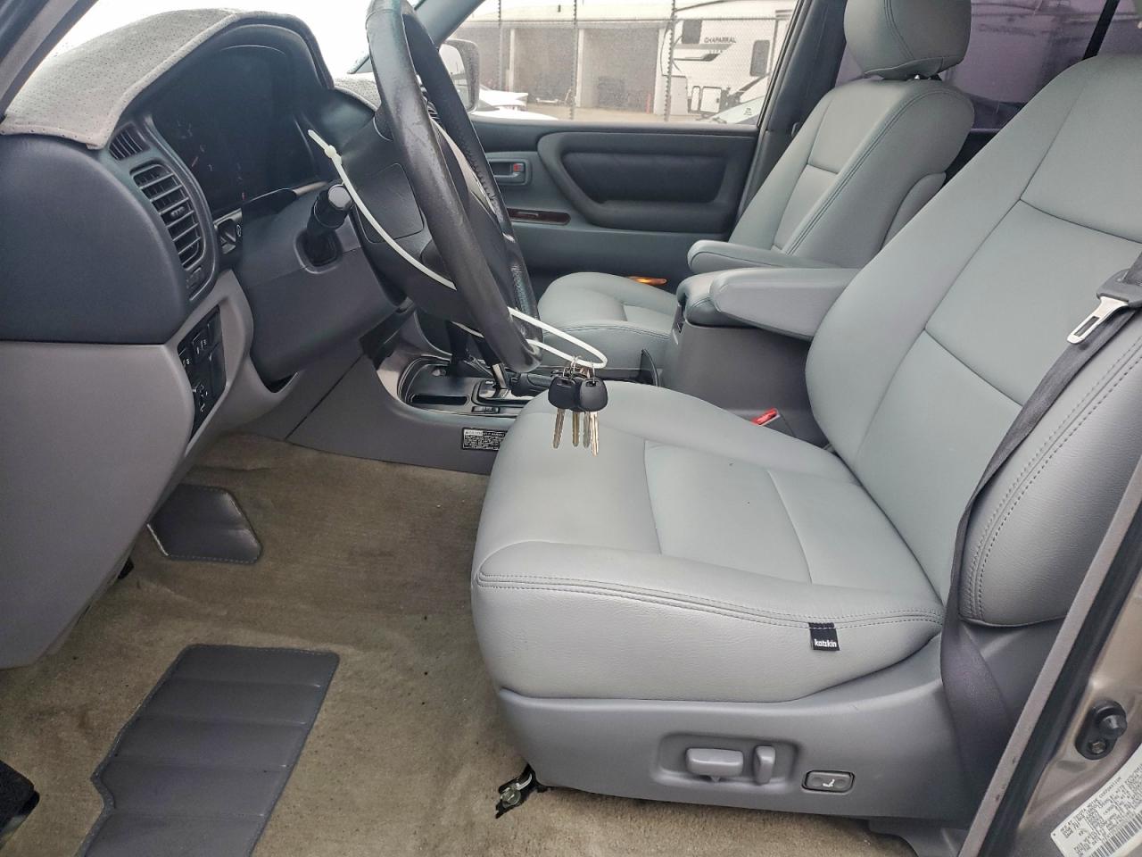 2002 TOYOTA LAND CRUISER photo 7