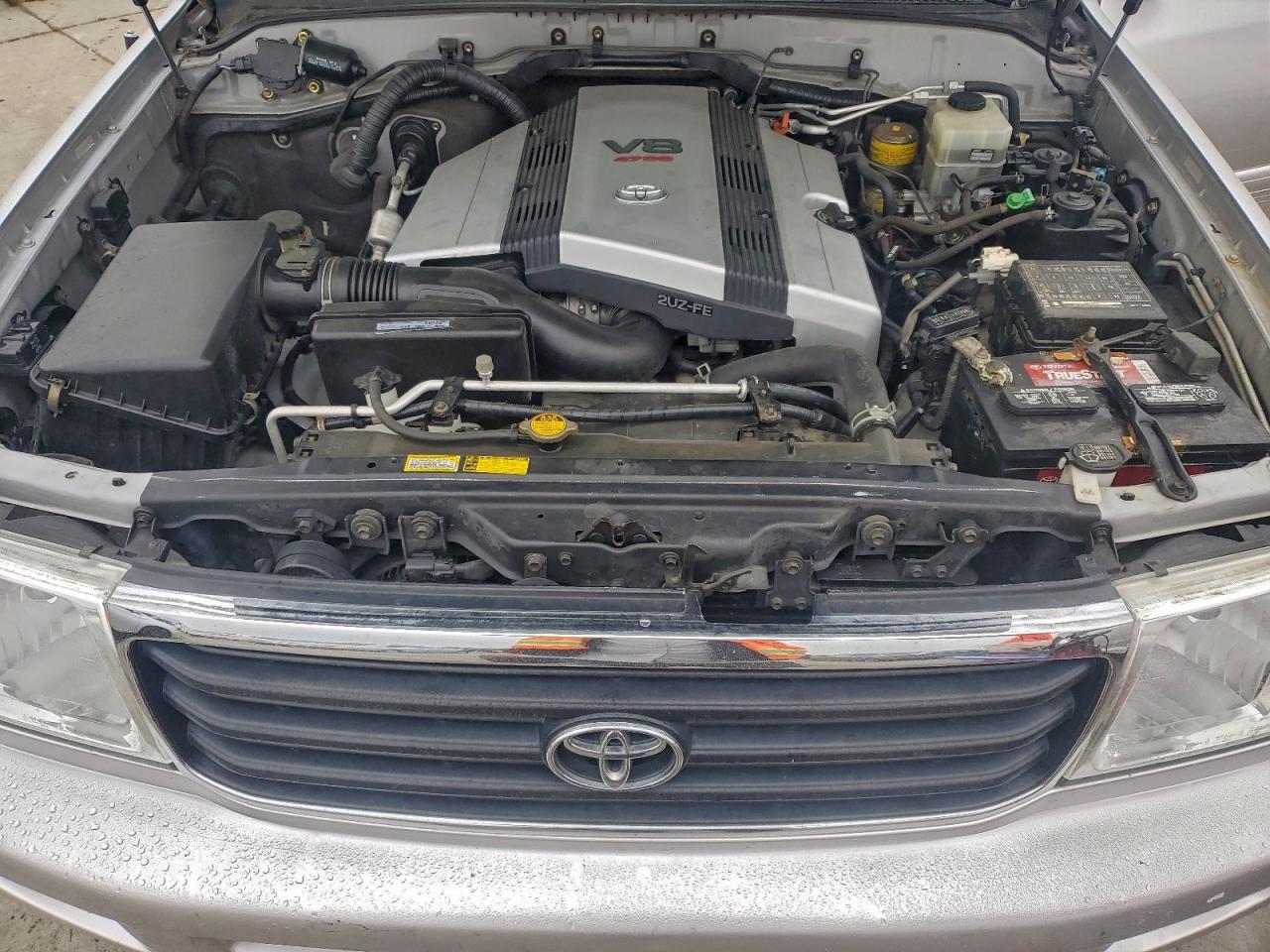 2002 TOYOTA LAND CRUISER photo 12