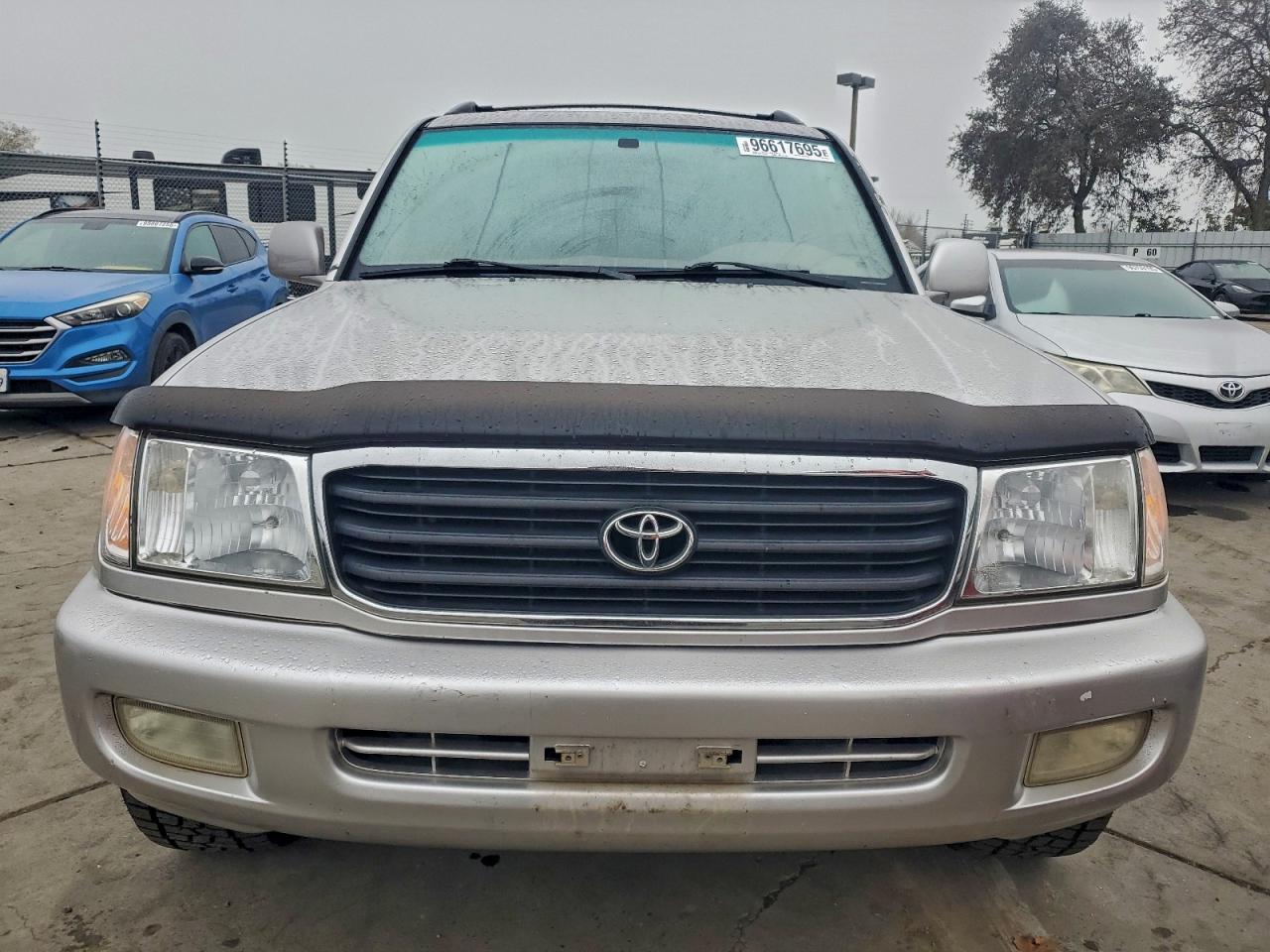 2002 TOYOTA LAND CRUISER photo 5