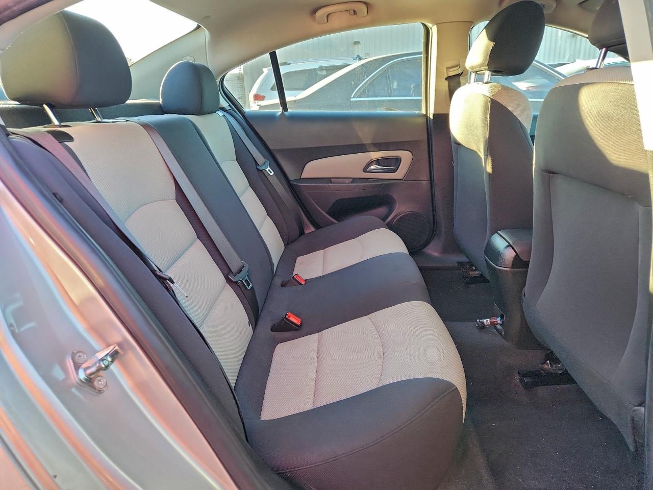 2016 CHEVROLET CRUZE LIMITED LS photo 28