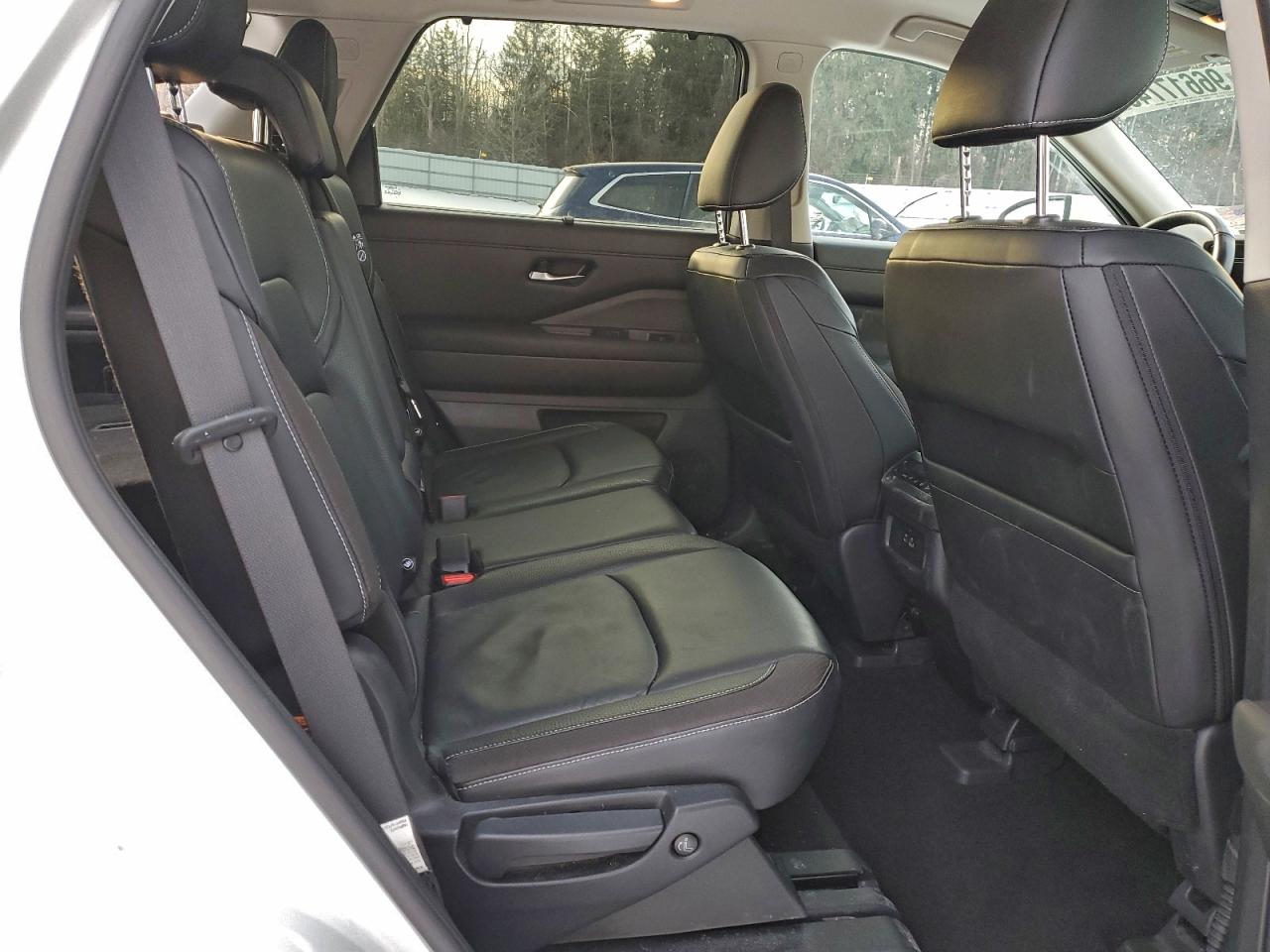 2023 NISSAN PATHFINDER SL photo 11