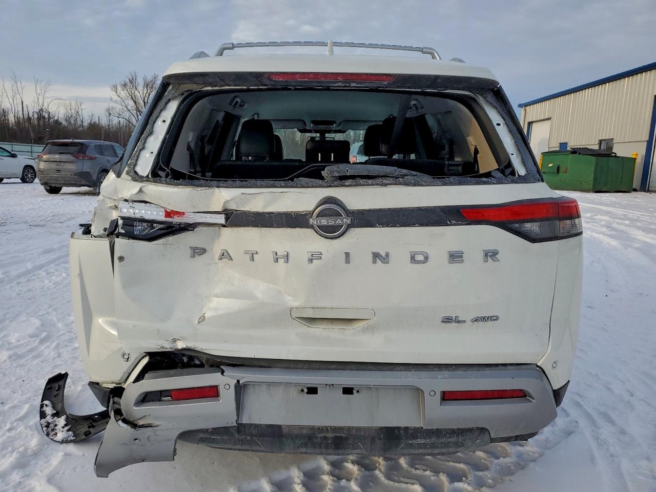 2023 NISSAN PATHFINDER SL photo 6