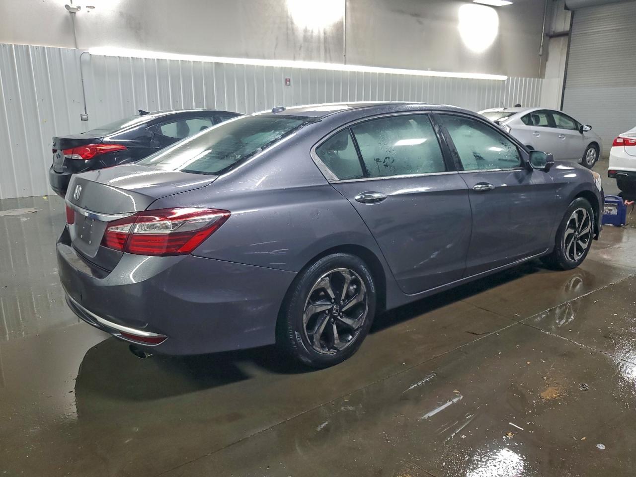 2017 HONDA ACCORD EX photo 3