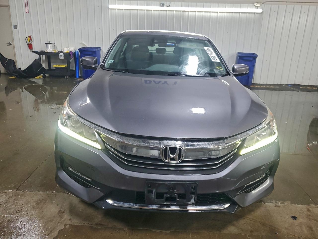 2017 HONDA ACCORD EX photo 5