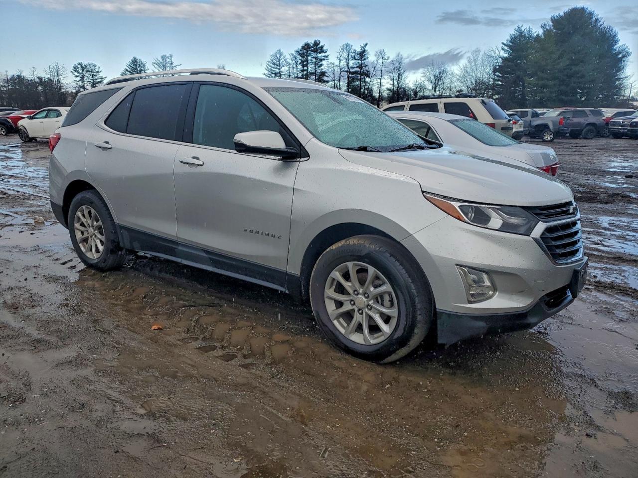 2018 CHEVROLET EQUINOX LT photo 4