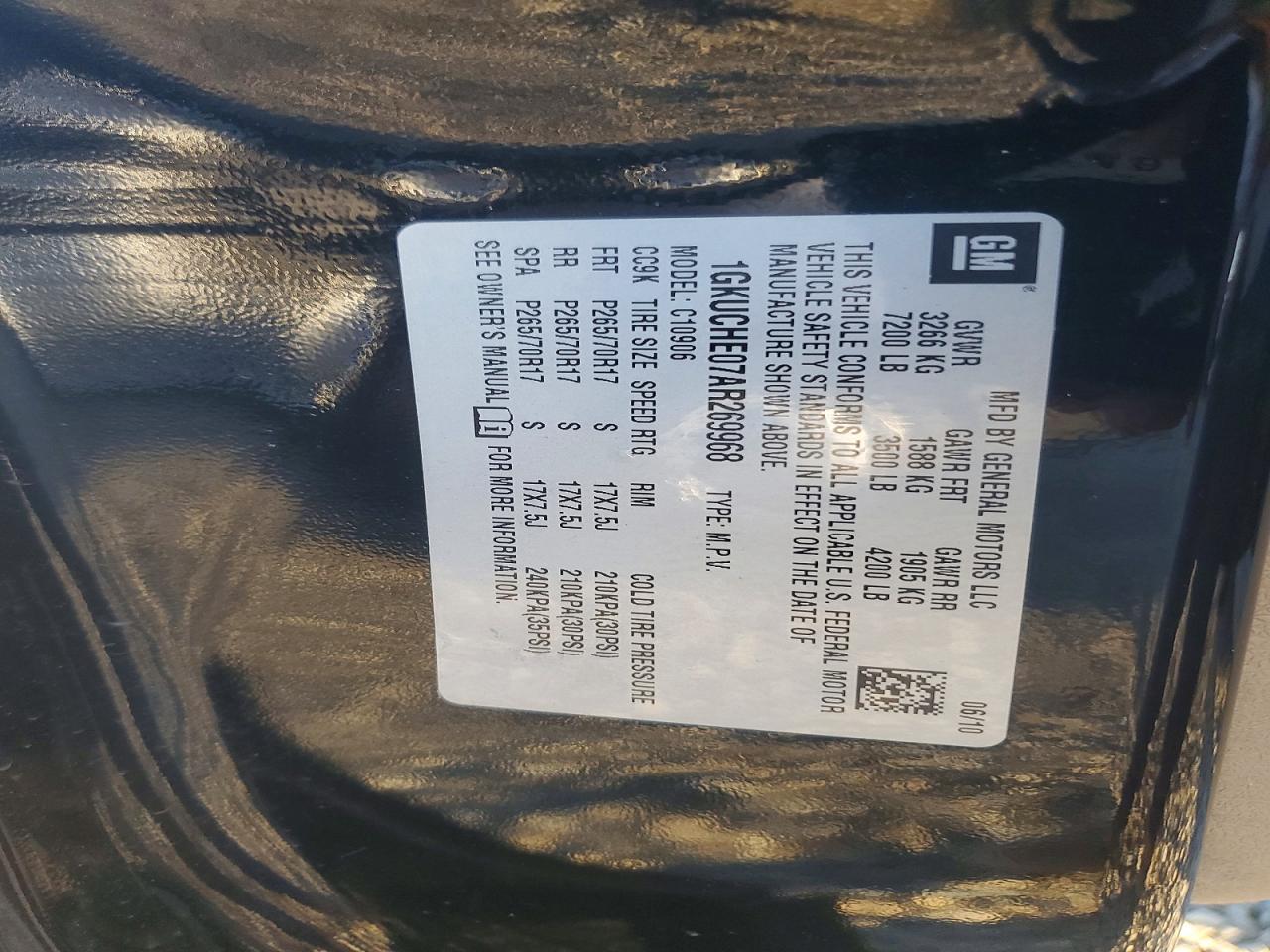 2010 GMC YUKON XL C1500 SLE photo 13