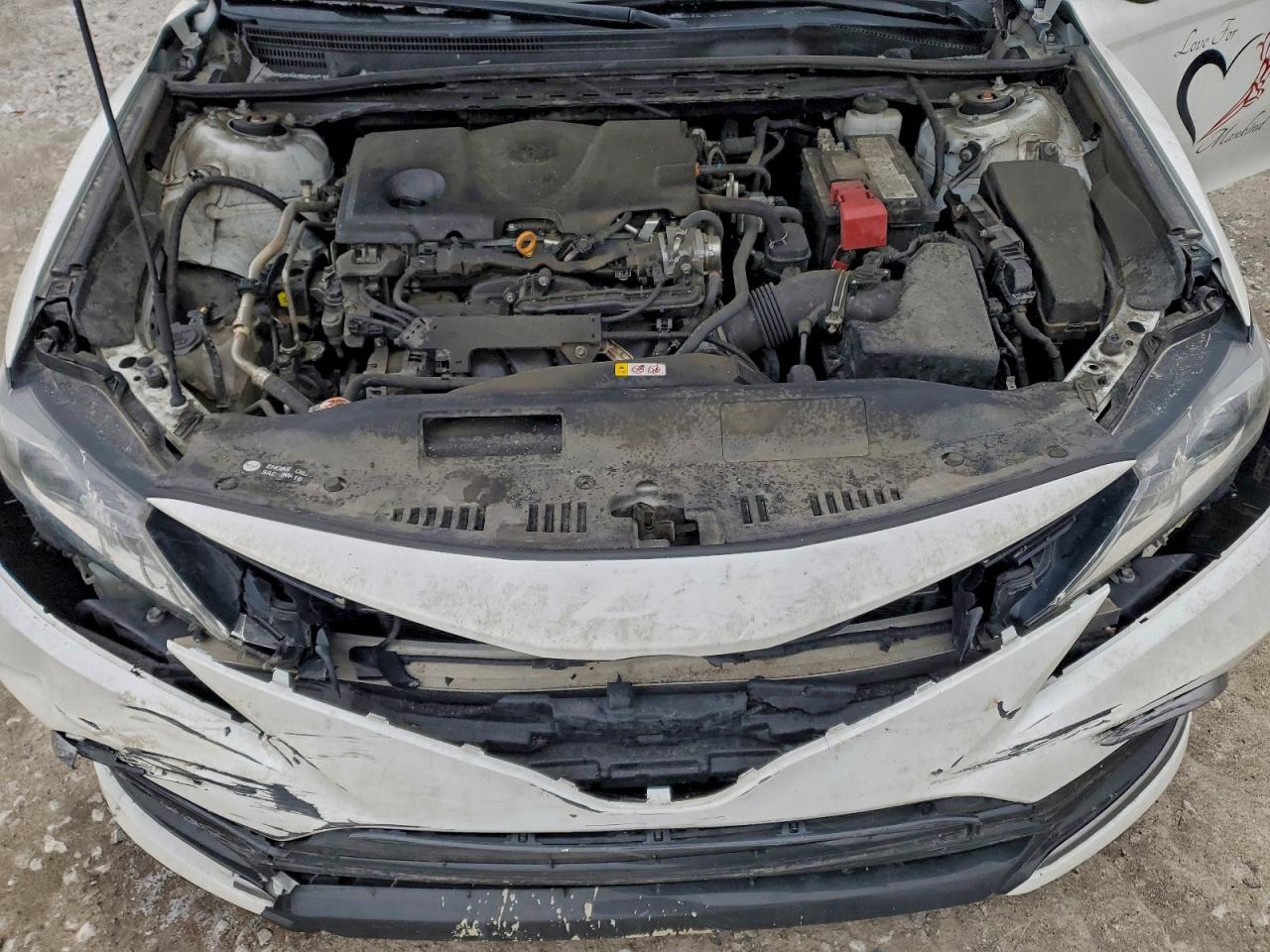 2022 TOYOTA CAMRY LE photo 11