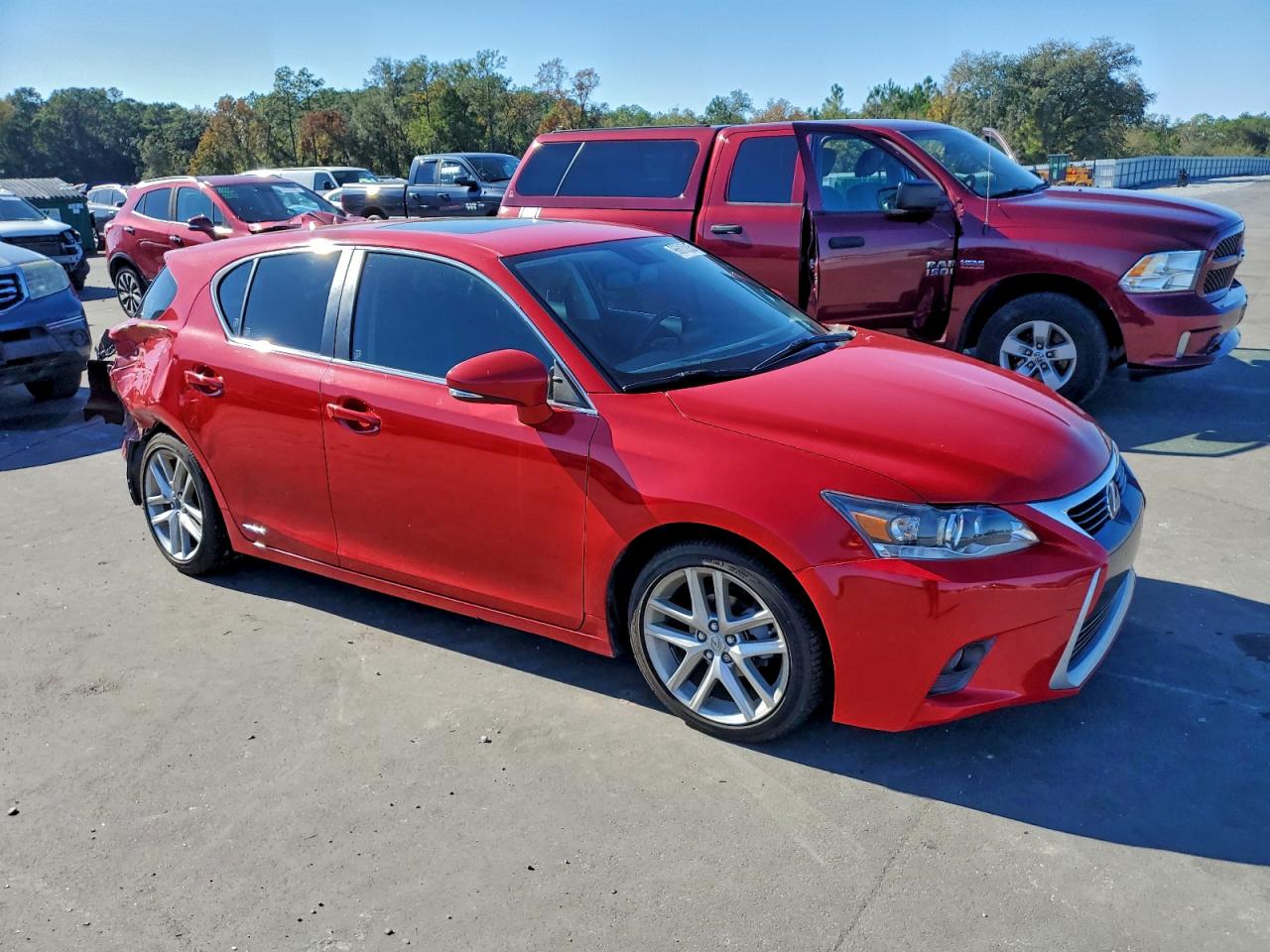 2015 LEXUS CT 200 photo 4