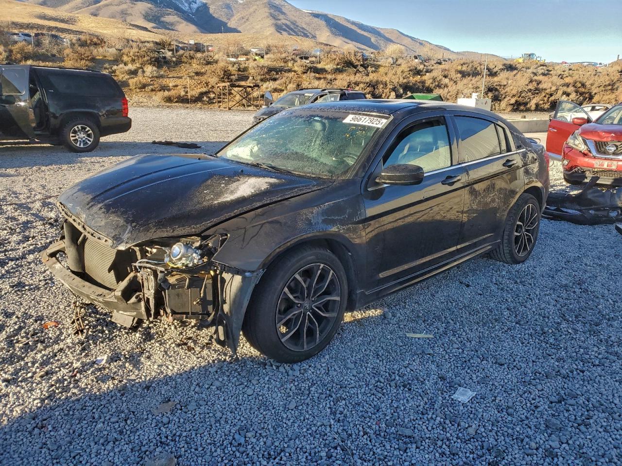 2013 CHRYSLER 200