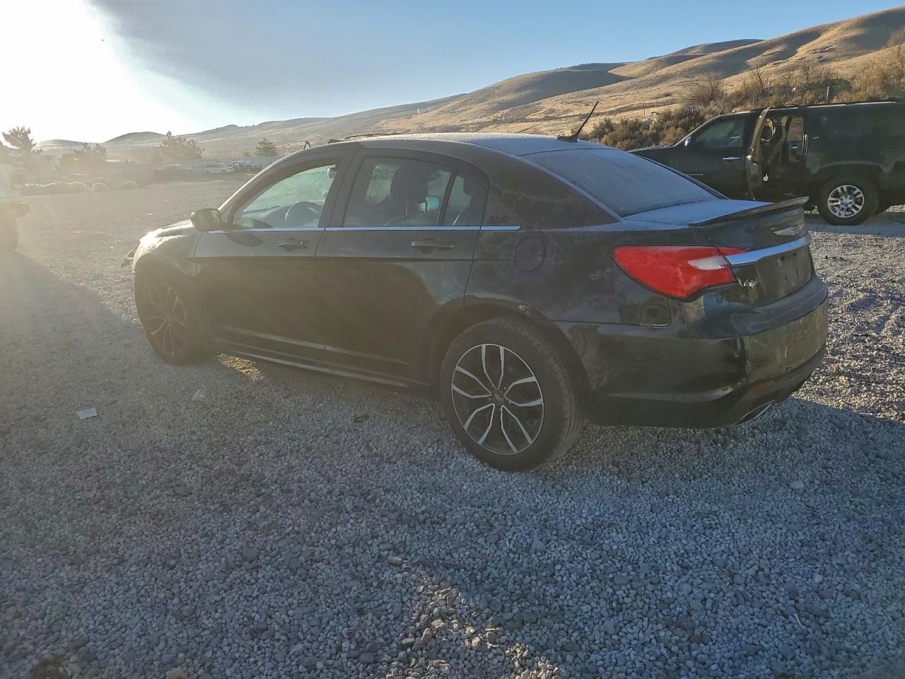 2013 CHRYSLER 200 S photo 2