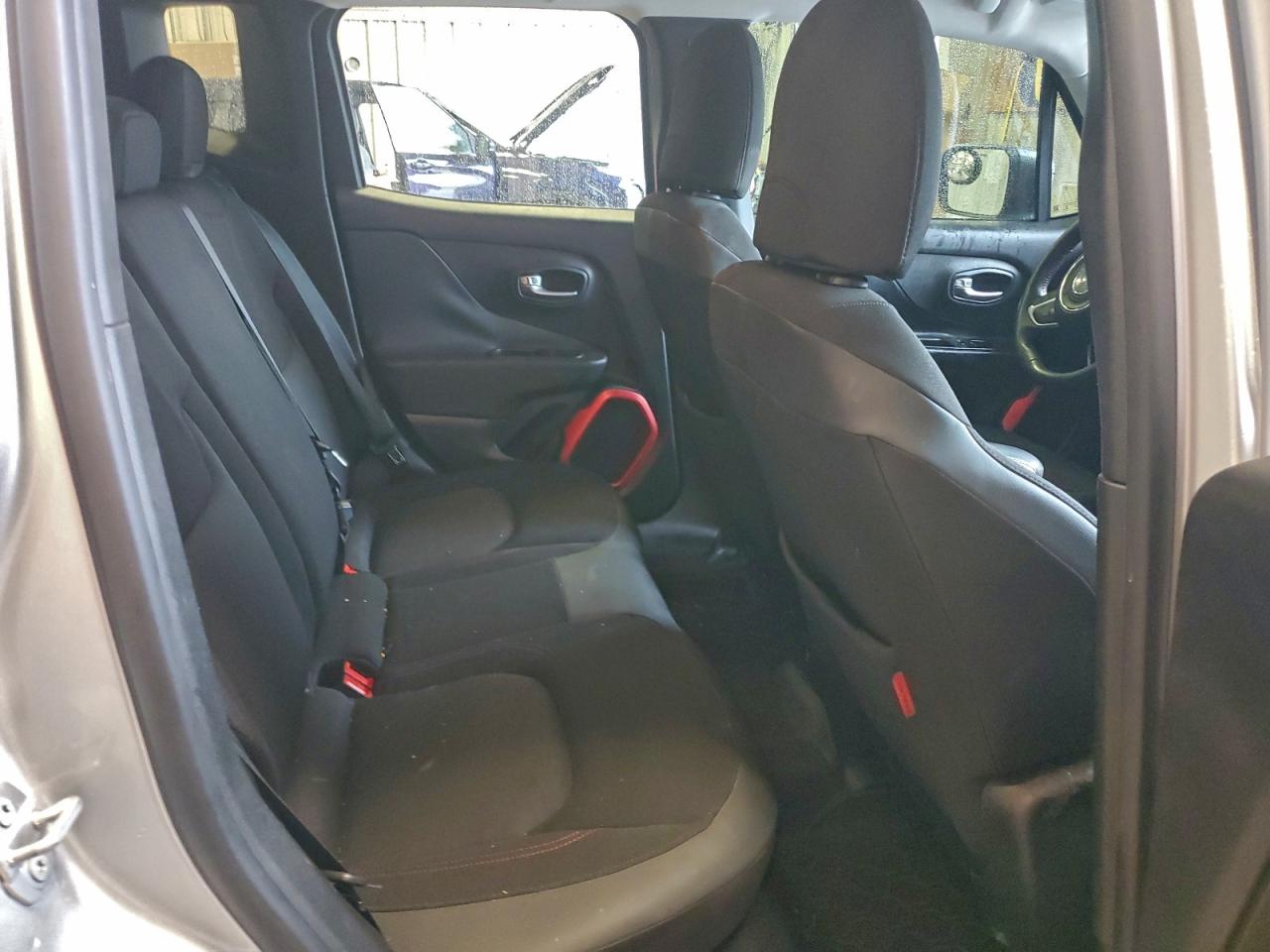 2015 JEEP RENEGADE TRAILHAWK photo 11