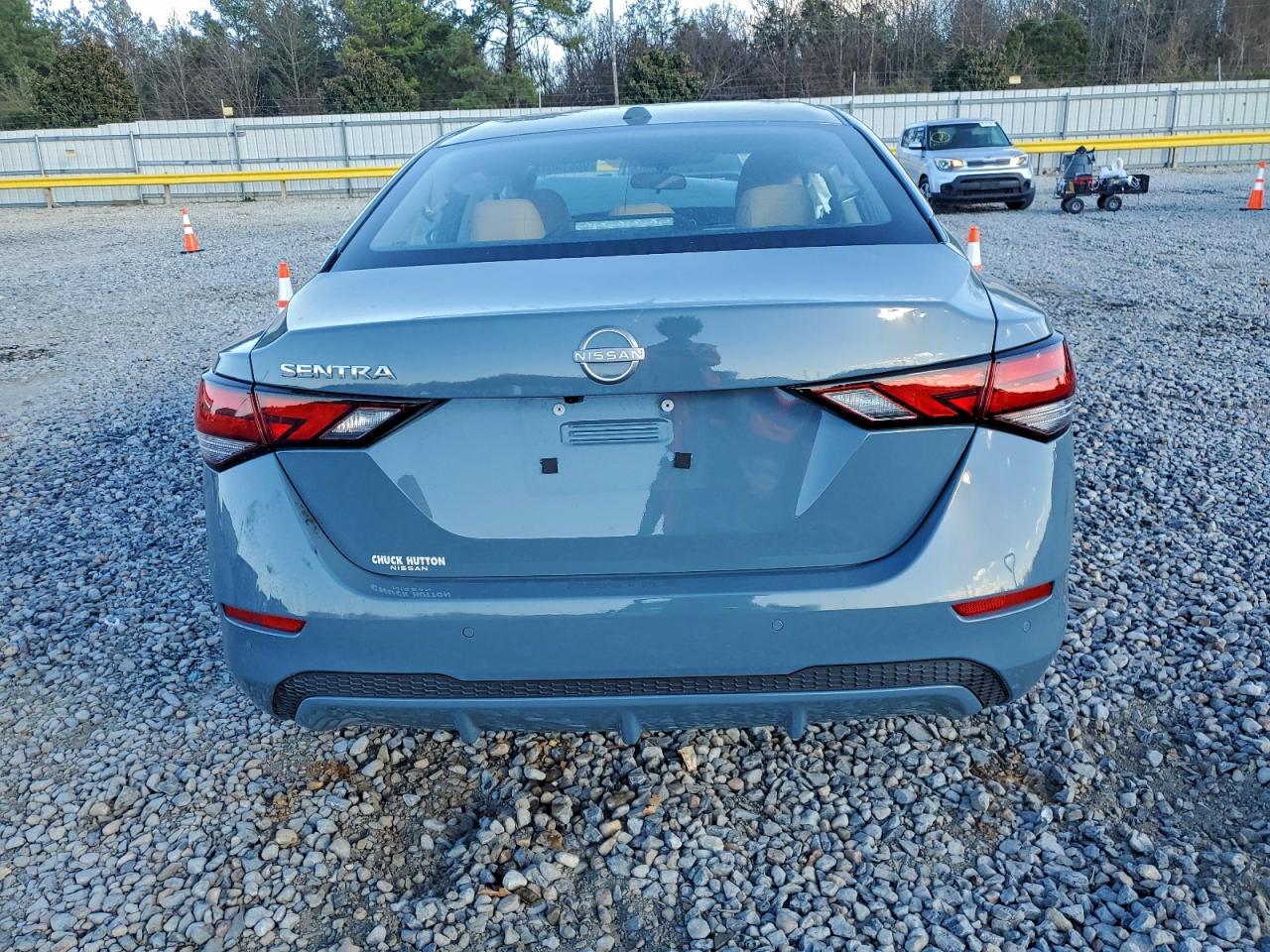2025 NISSAN SENTRA SV photo 6