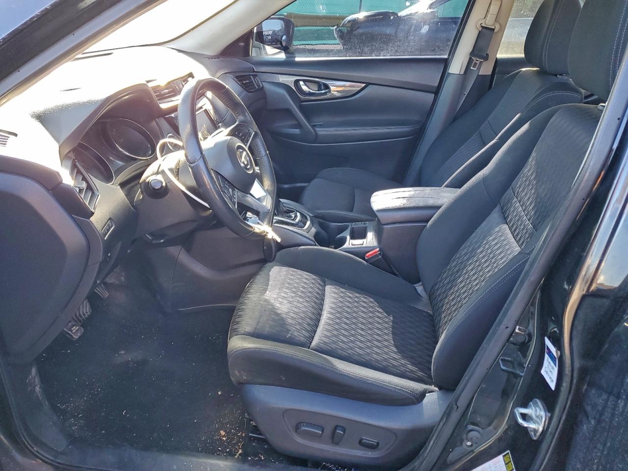 2019 NISSAN ROGUE SV photo 7