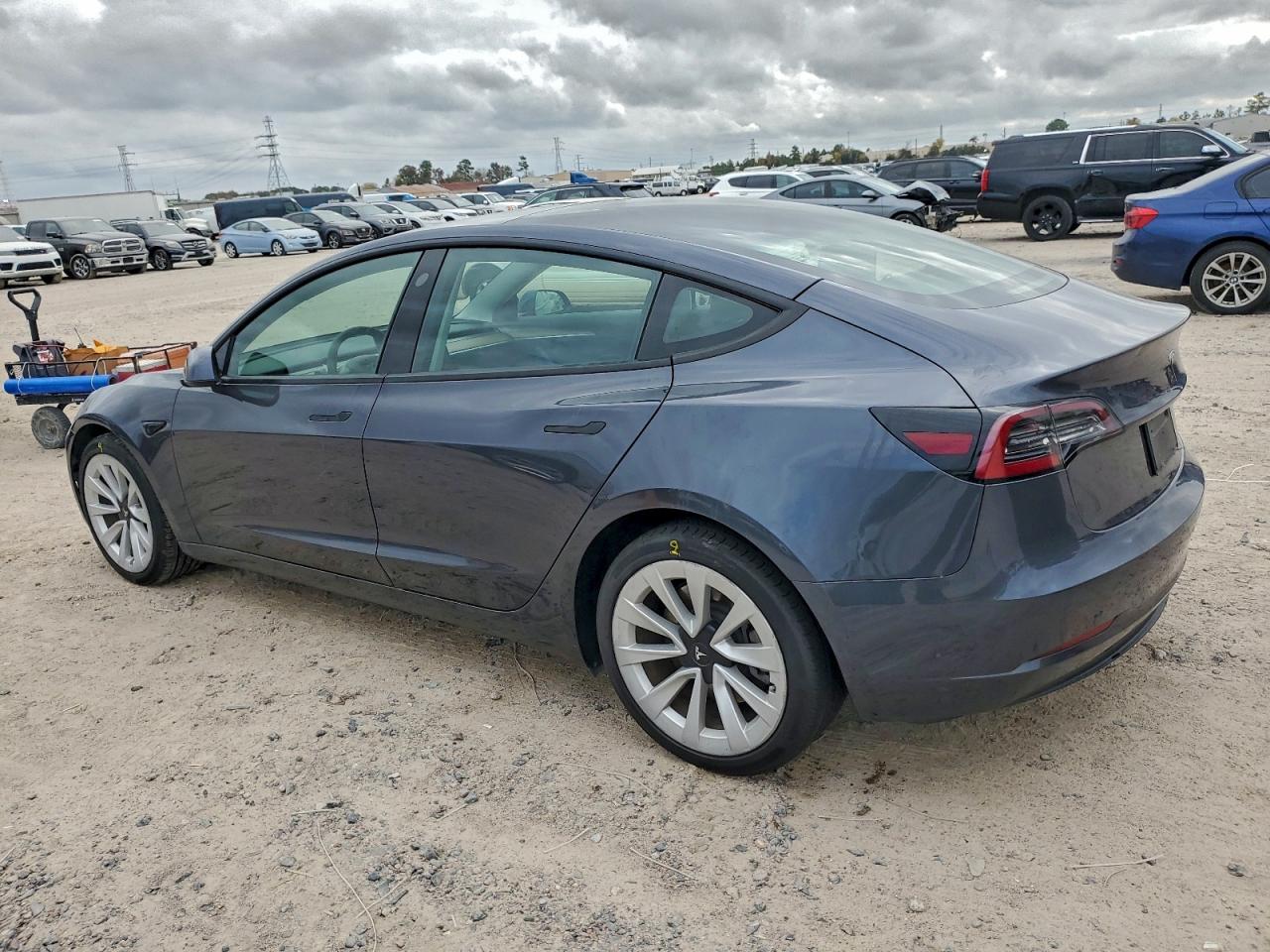 2023 TESLA MODEL 3 photo 2