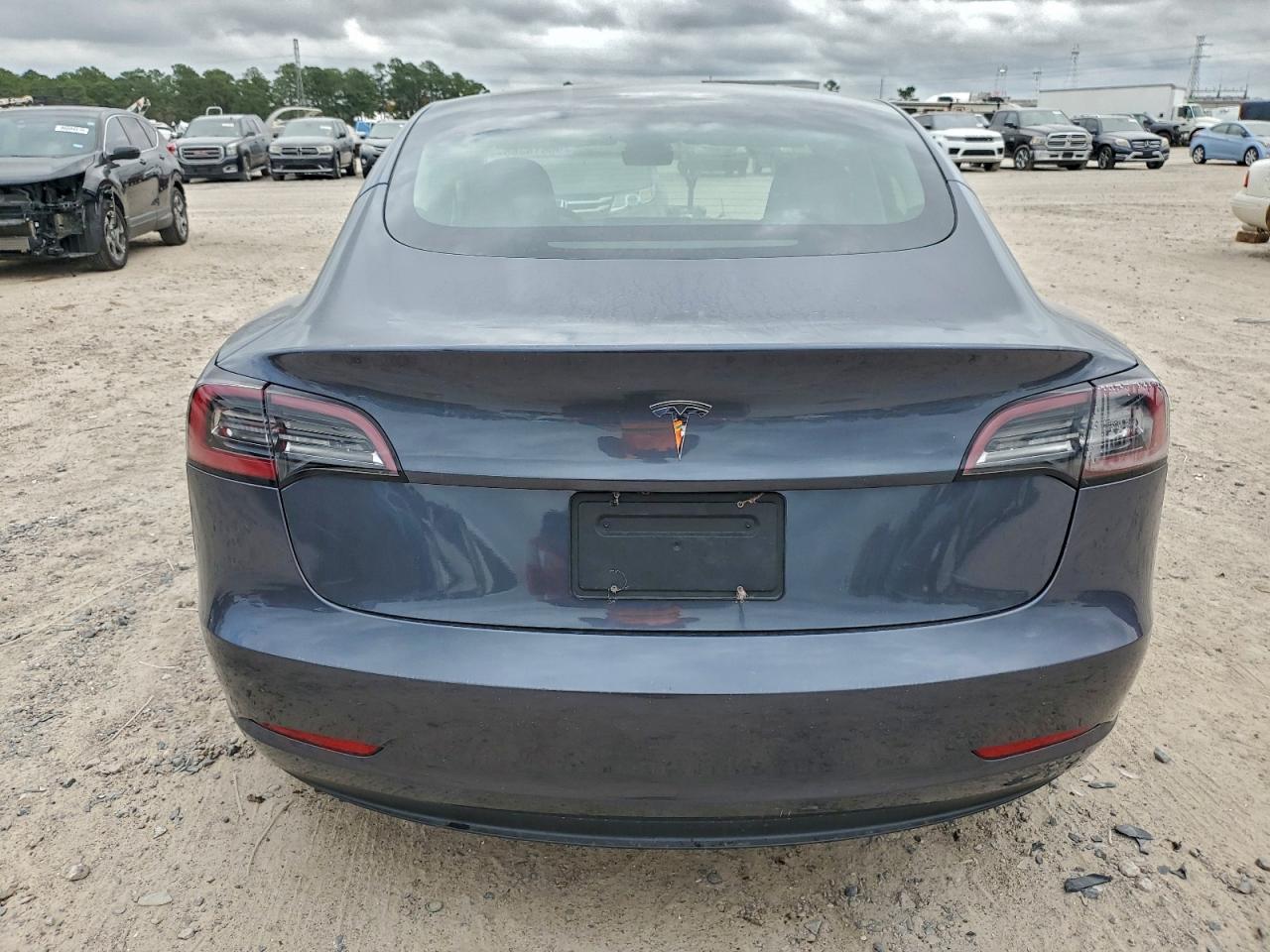 2023 TESLA MODEL 3 photo 6