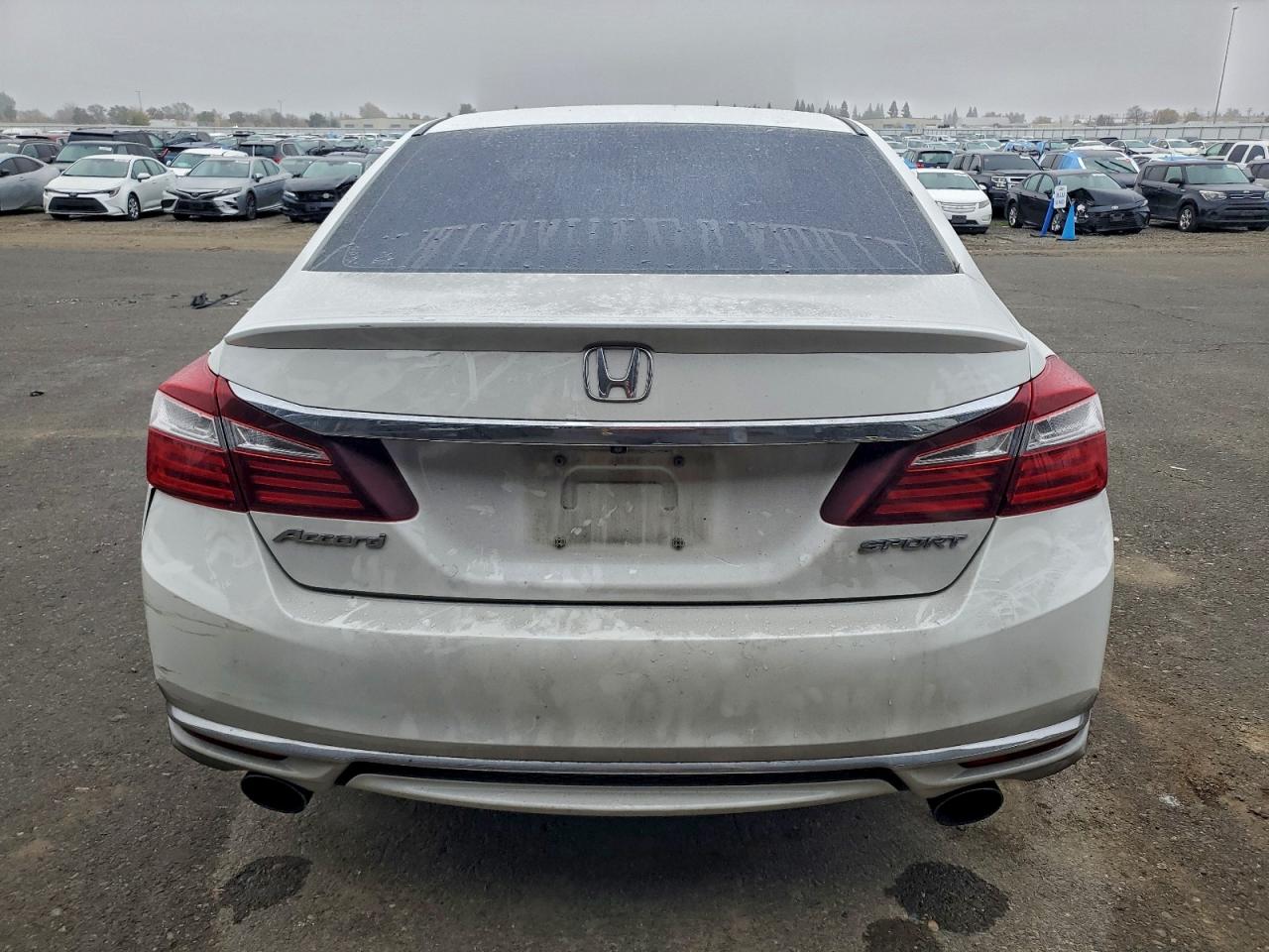 2017 HONDA ACCORD SPORT photo 6
