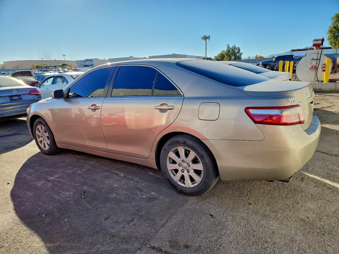 2007 TOYOTA CAMRY LE photo 2