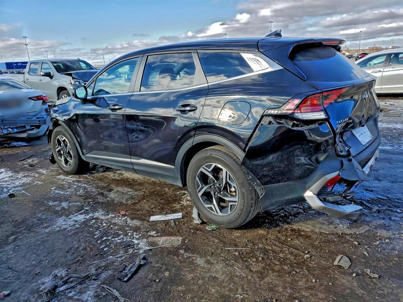 2023 KIA SPORTAGE LX photo 2