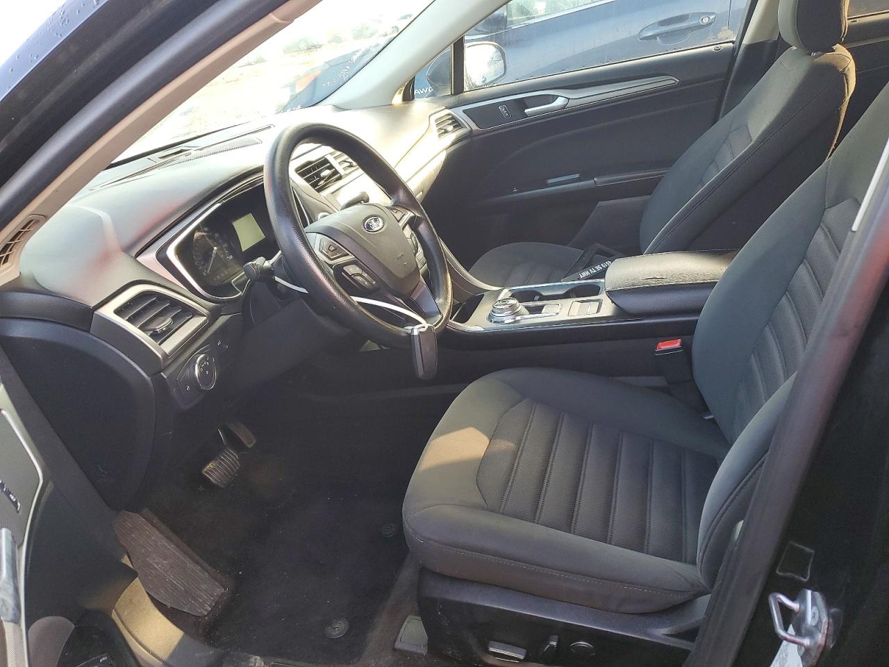 2017 FORD FUSION SE photo 7