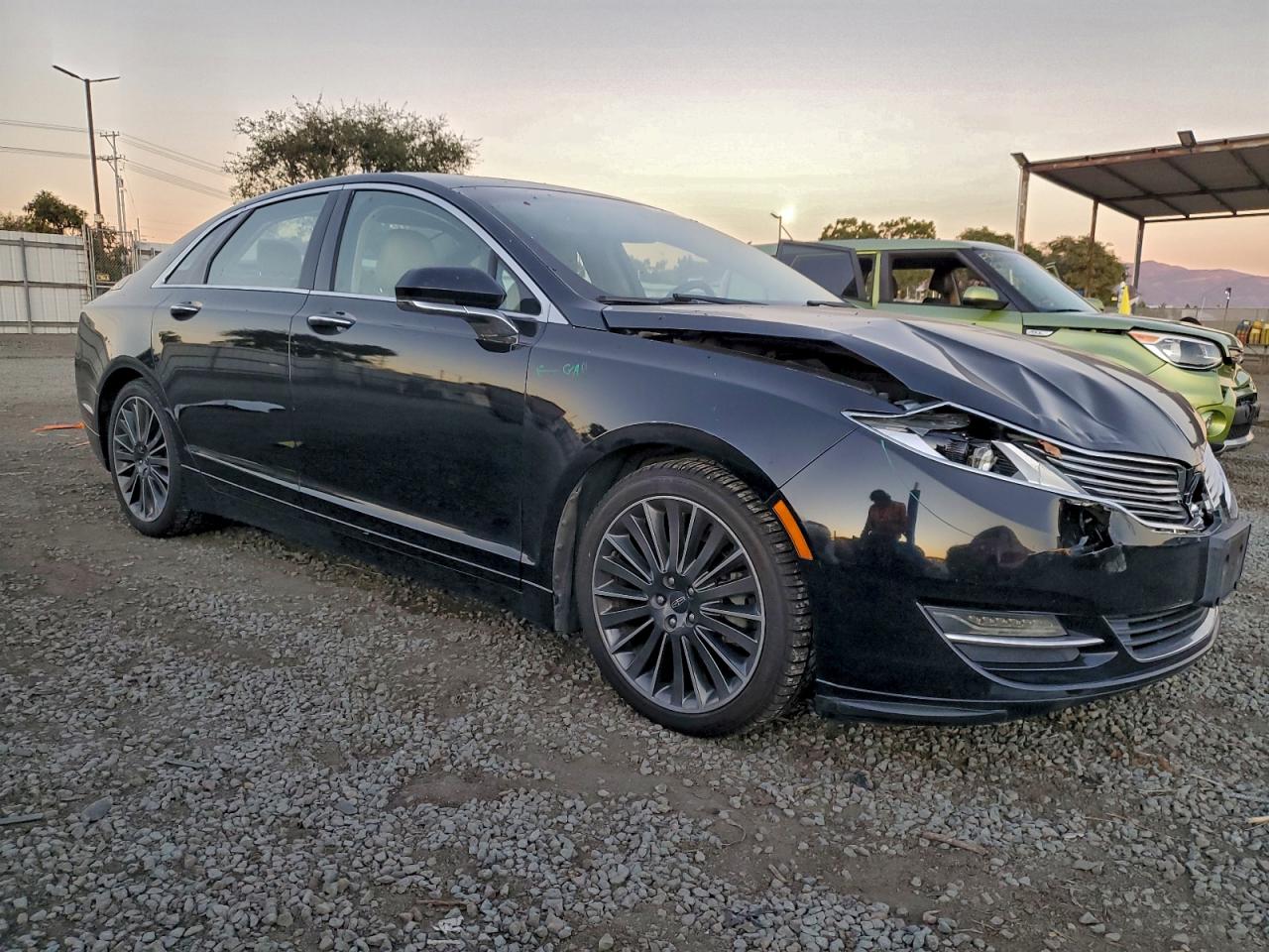 2016 LINCOLN MKZ HYBRID photo 4