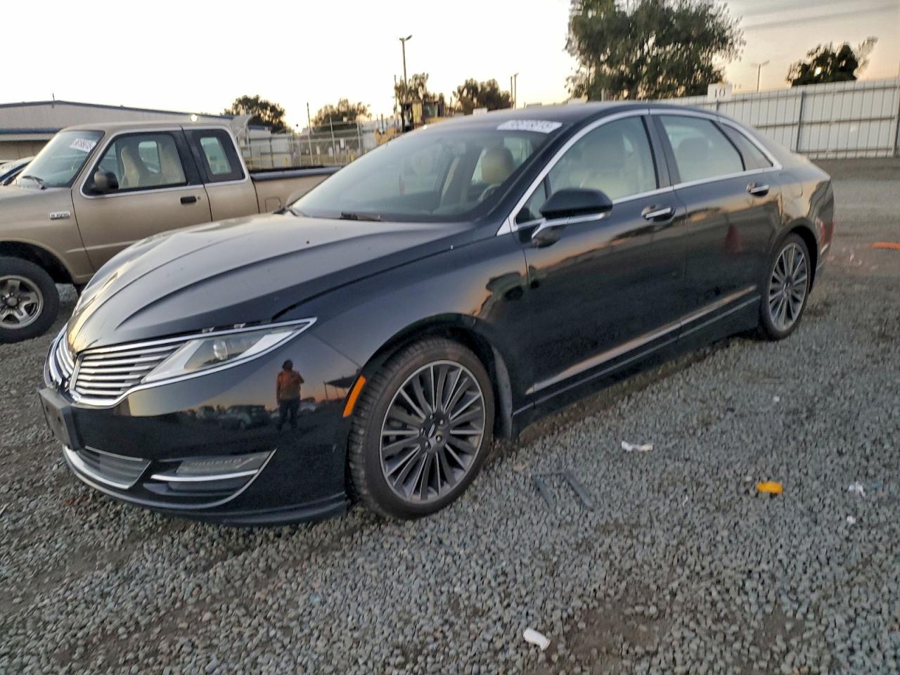 2016 LINCOLN MKZ HYBRID — FRONT END damage — photo 1