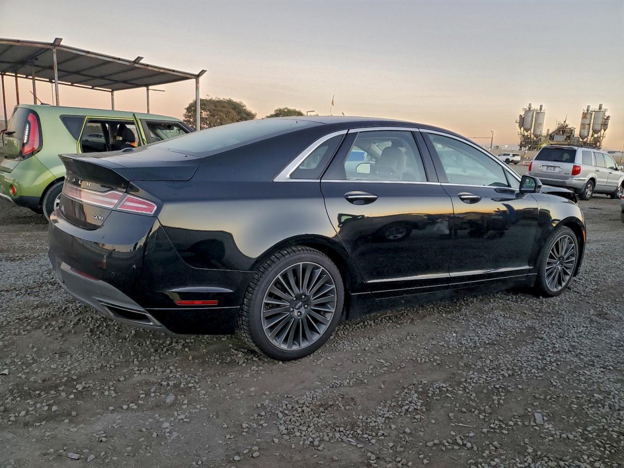 2016 LINCOLN MKZ HYBRID photo 3