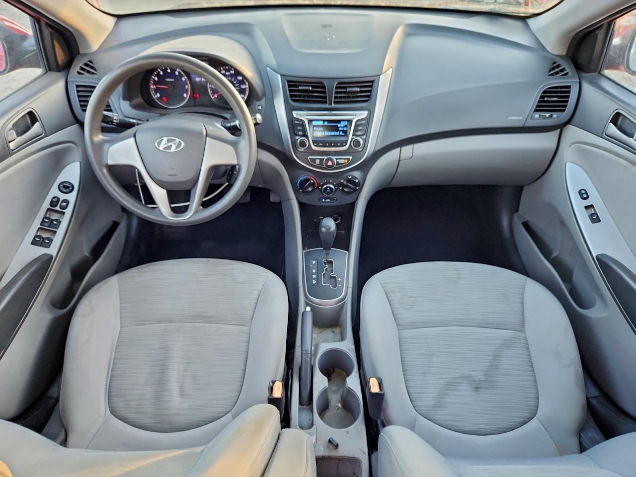 2015 HYUNDAI ACCENT GLS photo 8
