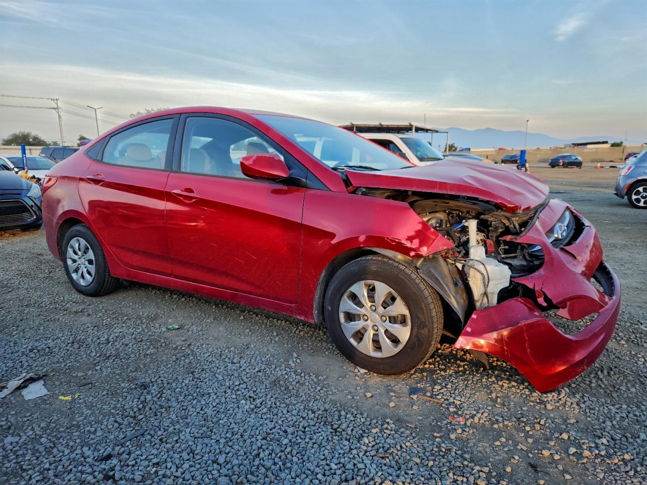 2015 HYUNDAI ACCENT GLS photo 4