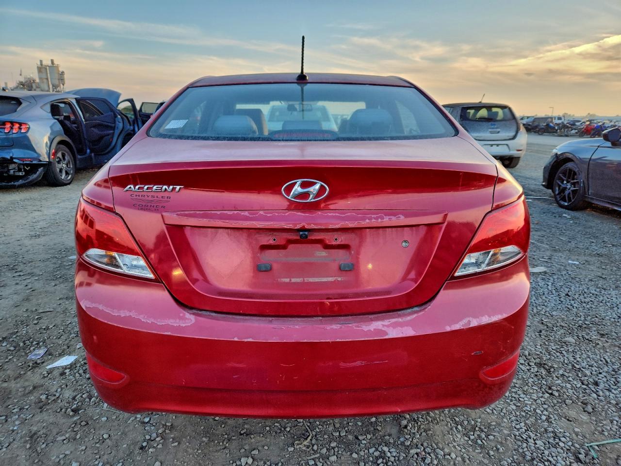 2015 HYUNDAI ACCENT GLS photo 6
