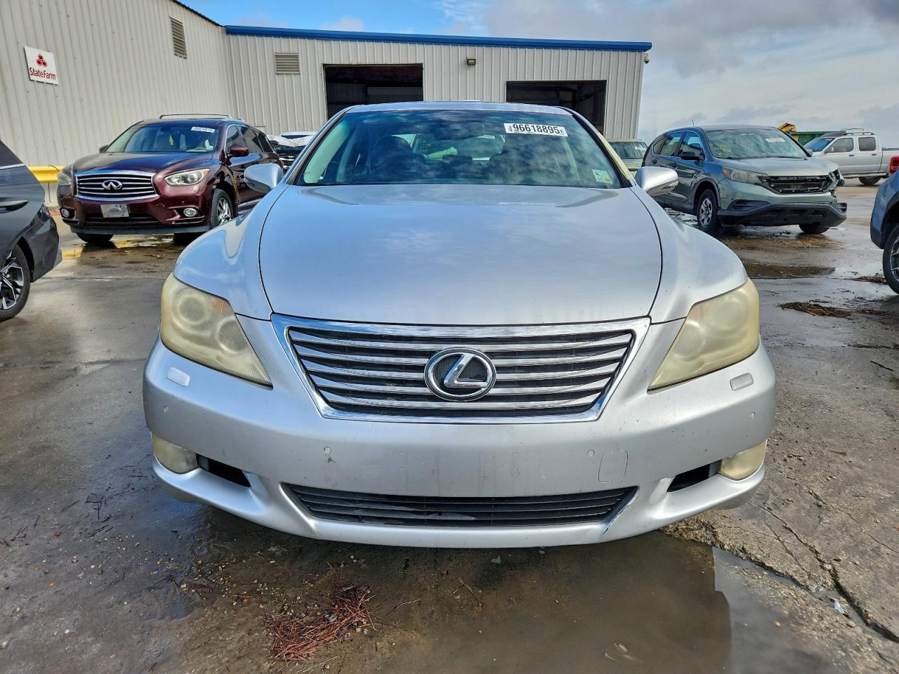 2010 LEXUS LS 460 photo 5