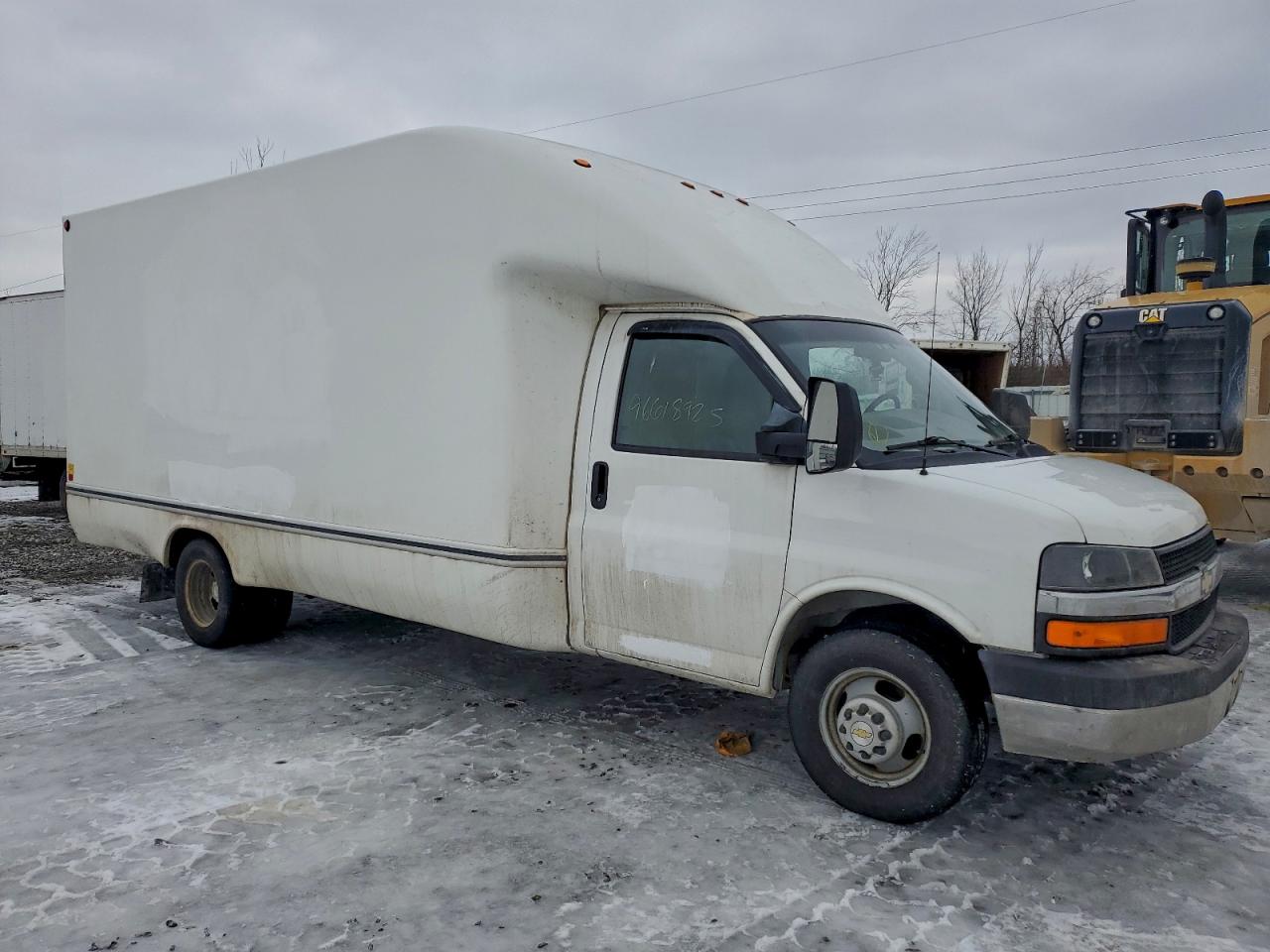 2016 CHEVROLET EXPRESS G3500 photo 4