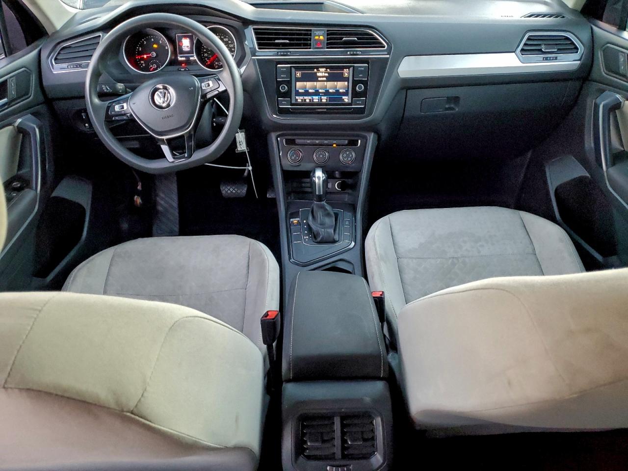 2021 VOLKSWAGEN TIGUAN S photo 8