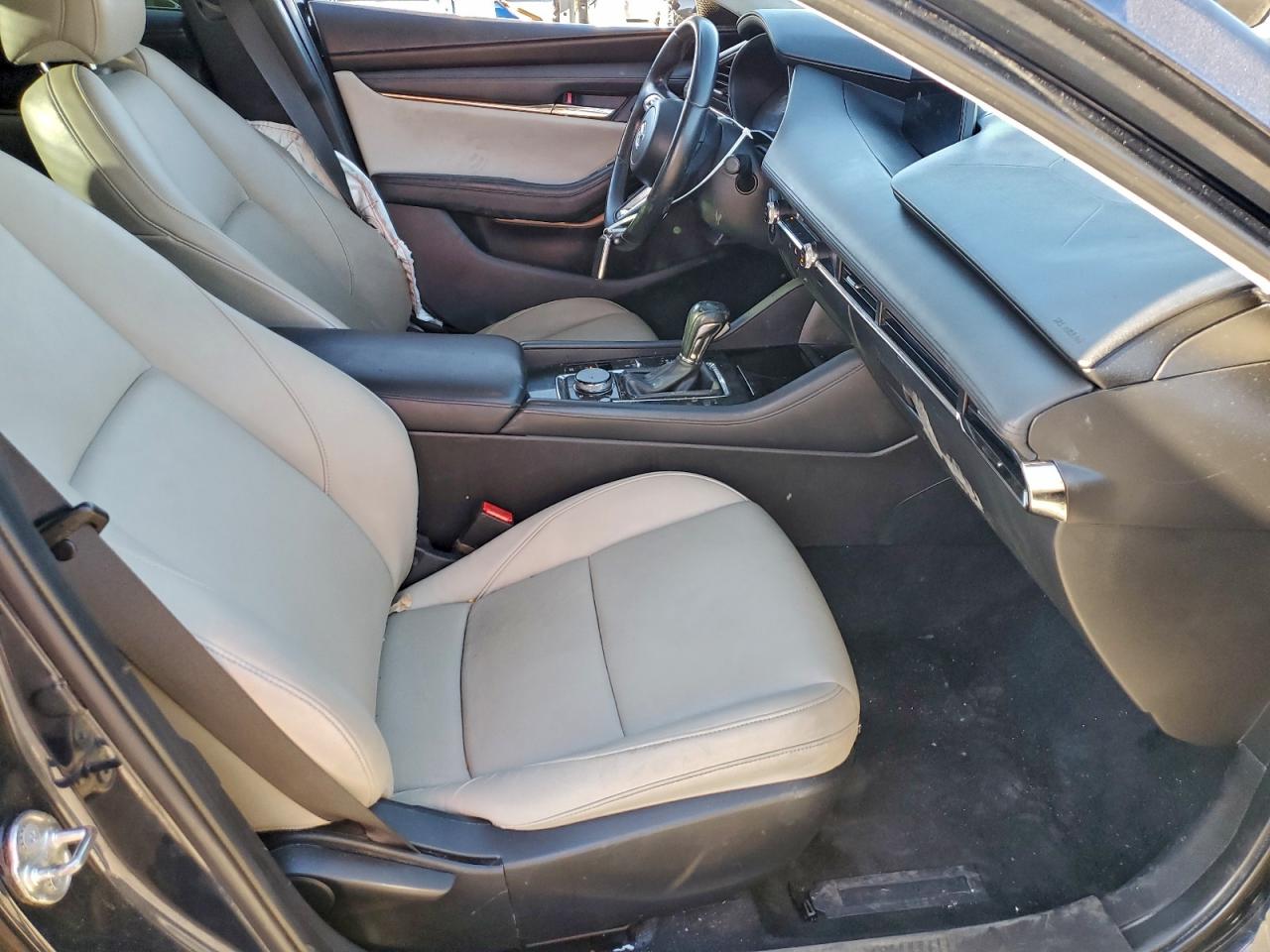 2019 MAZDA 3 PREFERRED PLUS photo 7