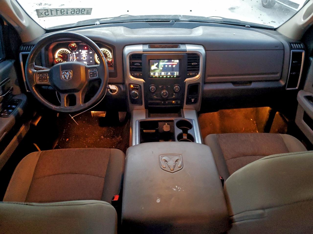 2015 RAM 1500 SLT photo 8