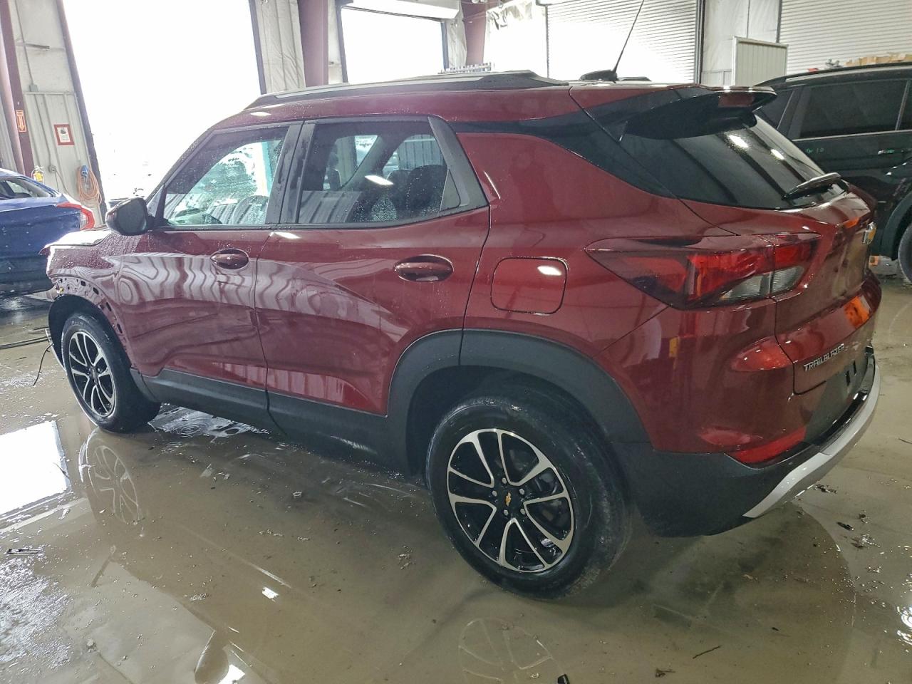 2025 CHEVROLET TRAILBLAZER LT photo 2